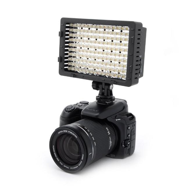 neewer_lampe